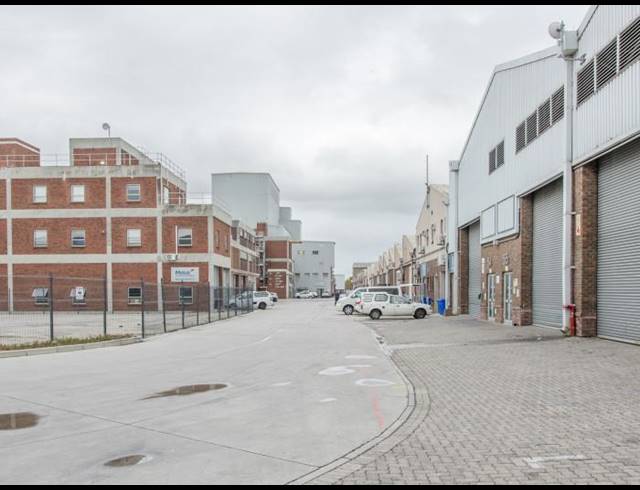 3,007M² WAREHOUSE TO LET IN BELLVILLE SOUTH
